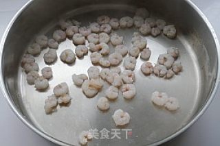 荷兰豆炒虾仁的做法步骤：6