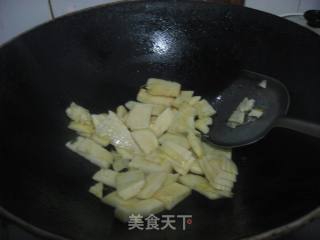 冬笋木耳的做法步骤：3
