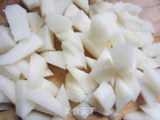 牛奶雪梨白果汤的做法步骤：3