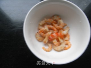 西葫芦海米鸡蛋汤的做法步骤：3