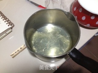 舒芙蕾乳酪蛋糕的做法步骤：1