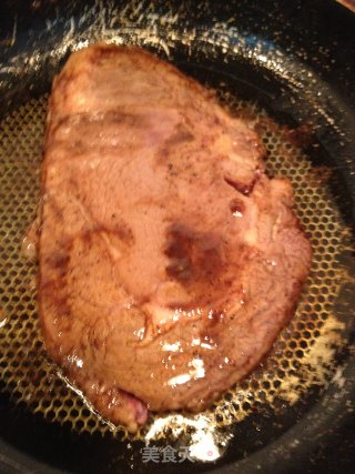 黑椒肉眼牛扒的做法步骤：4