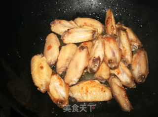 【麦当劳的美味我们也可以带回家】盐焗鸡翅的做法步骤：8