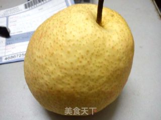 止咳润肺汤———川贝冰糖炖雪梨的做法步骤：1