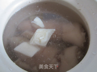 栗子红枣蹄花汤的做法步骤：5