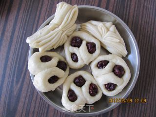 枣花子和莲花馒头、豆包的做法步骤：1