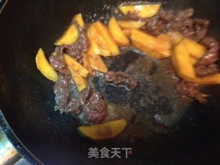 芒果牛柳小炒的做法步骤：4