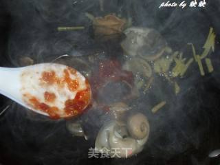 酱爆香螺的做法步骤：7