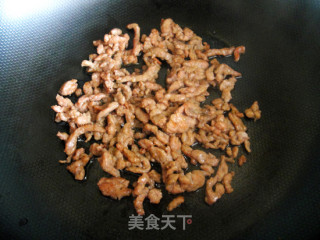 五彩鸡丝的做法步骤：5