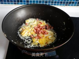 榄菜火腿蛋炒饭的做法步骤：4