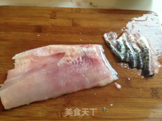 菌菇黑鱼片的做法步骤：2
