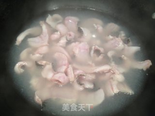 菌菇黑鱼片的做法步骤：7