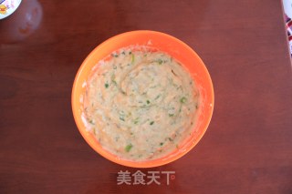 葱花鸡蛋豆渣饼的做法步骤：3