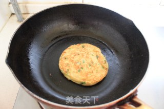 葱花鸡蛋豆渣饼的做法步骤：5