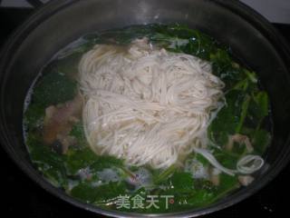 菠菜牛肚面的做法步骤：9