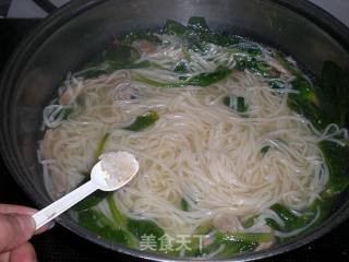 菠菜牛肚面的做法步骤：11