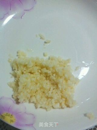 蒜香豆角的做法步骤：2