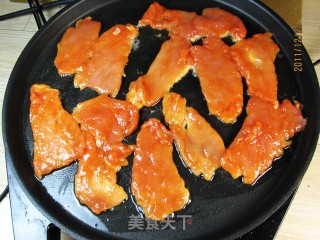 带烧烤味的新奥尔良平底锅煎肉的做法步骤：4