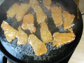 带烧烤味的新奥尔良平底锅煎肉的做法步骤：5