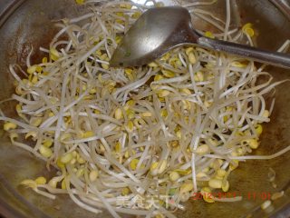 下饭菜------糖醋肉丝豆芽的做法步骤：6