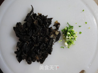 凉拌木耳的做法步骤：4