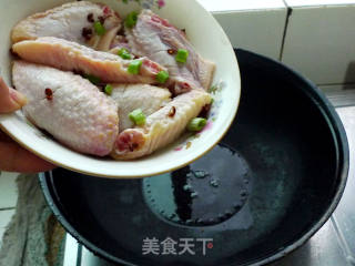可乐鸡翅的做法步骤：2