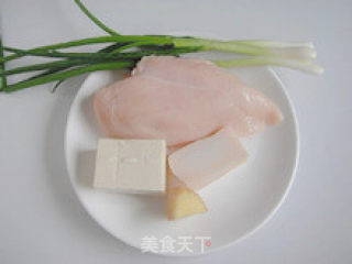 三鲜鸡腐的做法步骤：1