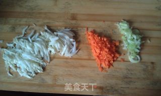 蛋炒饭的做法步骤：2