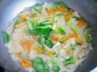 汤汤水水的滋润——南瓜汤面片的做法步骤：14