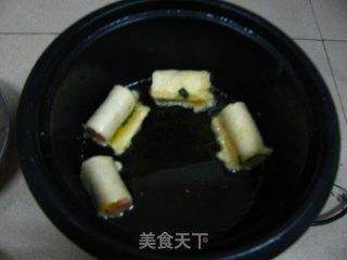 电饭锅------炸鸡腿和火腿土司卷的做法步骤：5