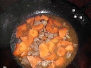 家常菜--胡萝卜烧肉的做法步骤：6