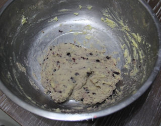 朗姆酒渍蓝莓小饼干的做法步骤：5