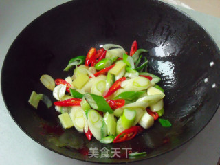 葱爆羊肉的做法步骤：5