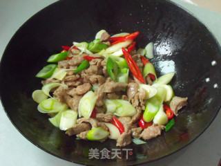 葱爆羊肉的做法步骤：6