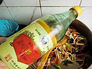 胡萝卜炒金针菇的做法步骤：10