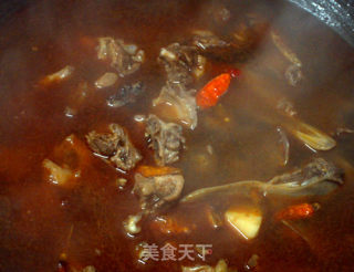 毛芋老鸭煲的做法步骤：7