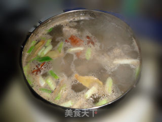 冬瓜排骨汤的做法步骤：5