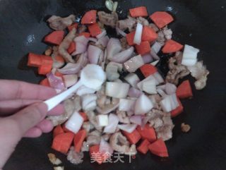 咖喱土豆煲的做法步骤：5