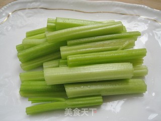 红烧鸭腿的做法步骤：6