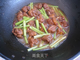 红烧鸭腿的做法步骤：10