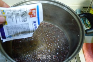 椰香红豆耙耙串的做法步骤：3