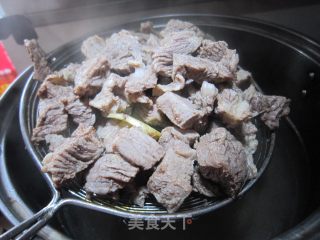 西红柿土豆炖牛腩的做法步骤：5