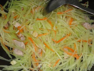 家常炒莴苣的做法步骤：8