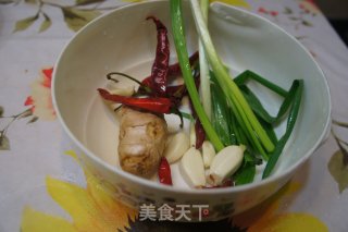 香辣菠菜蛋皮的做法步骤：2