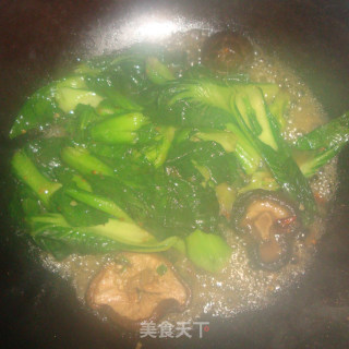 香菇油菜的做法步骤：8