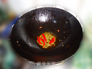 一道烧烤口味的菜-------干煸架豆鲜蘑的做法步骤：6