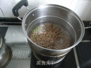 猪蹄汤冻花生豆的做法步骤：7