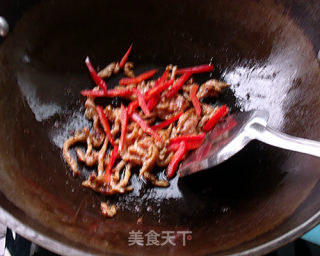 香韭豆干炒肉的做法步骤：6