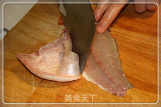 茄汁鲈鱼的做法步骤：2