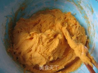 全程详解家庭版南瓜小饼的制作---我的第一个无添加 纯手工 小点心的做法步骤：11